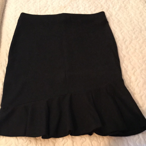Esprit Skirt with Asymmetrical hem ruffle. - Picture 3 of 5